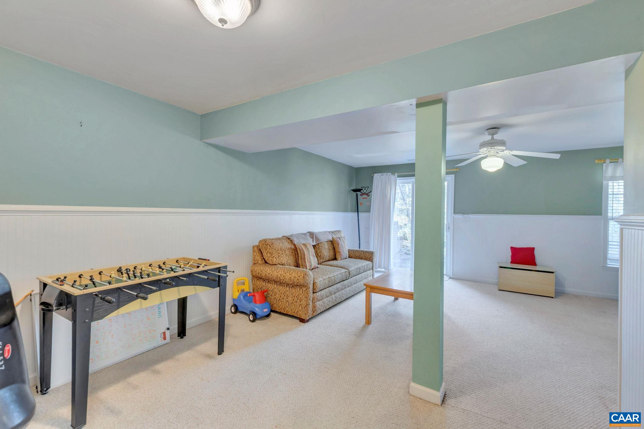 1642 OLD BROOK RD