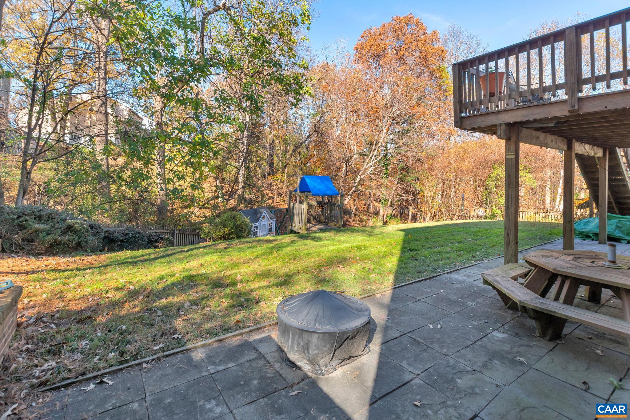1642 OLD BROOK RD