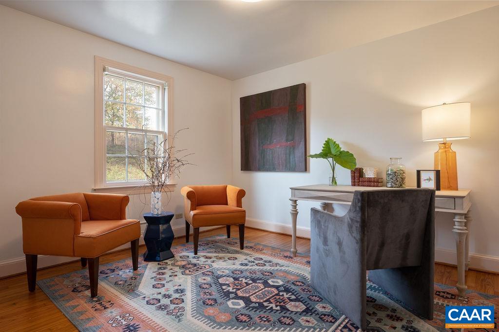 36 CANTERBURY RD