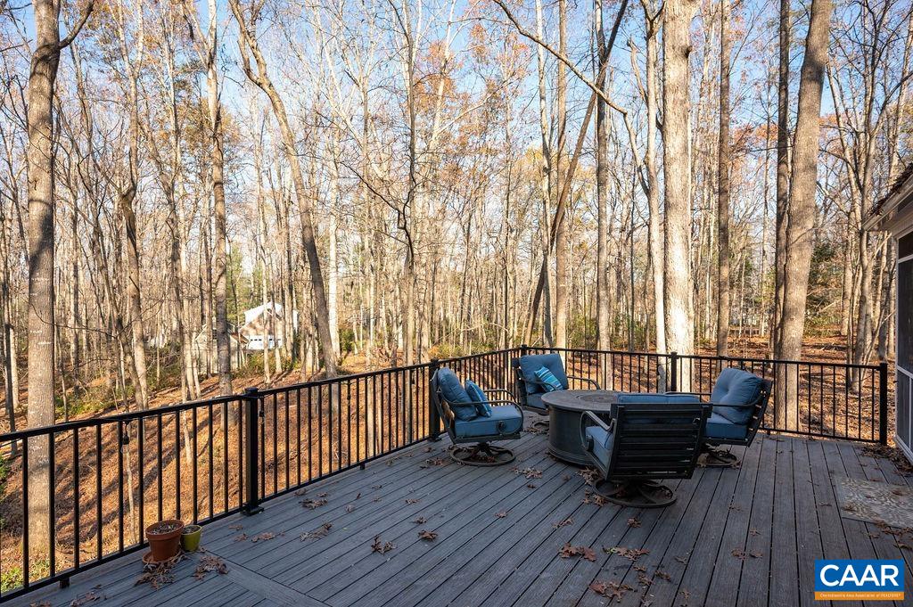 2584 CARDINAL RIDGE RD