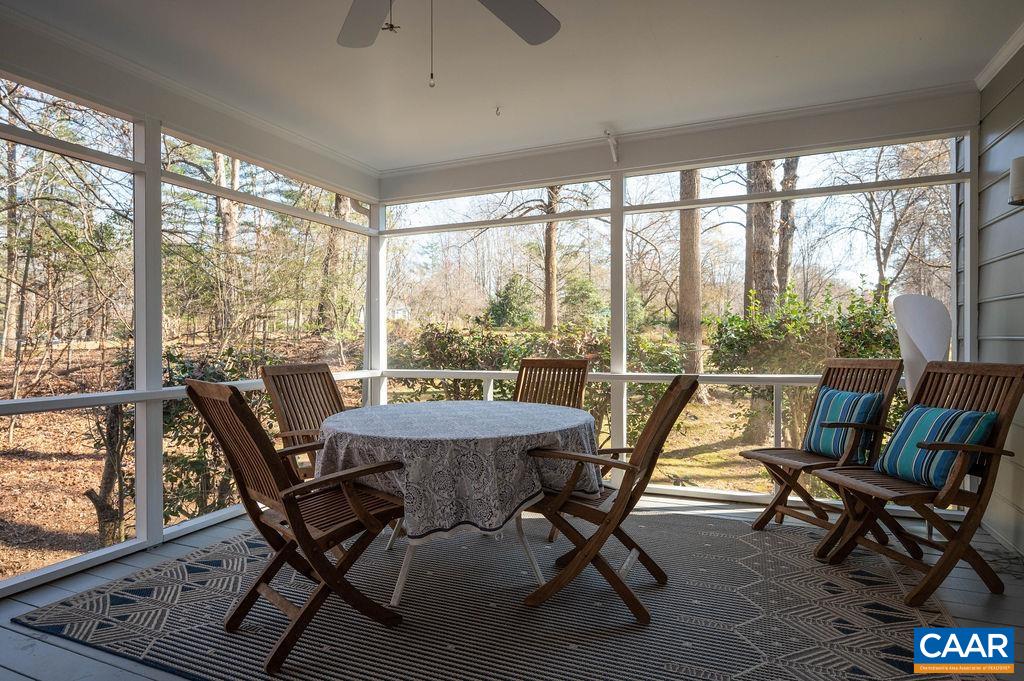 2584 CARDINAL RIDGE RD