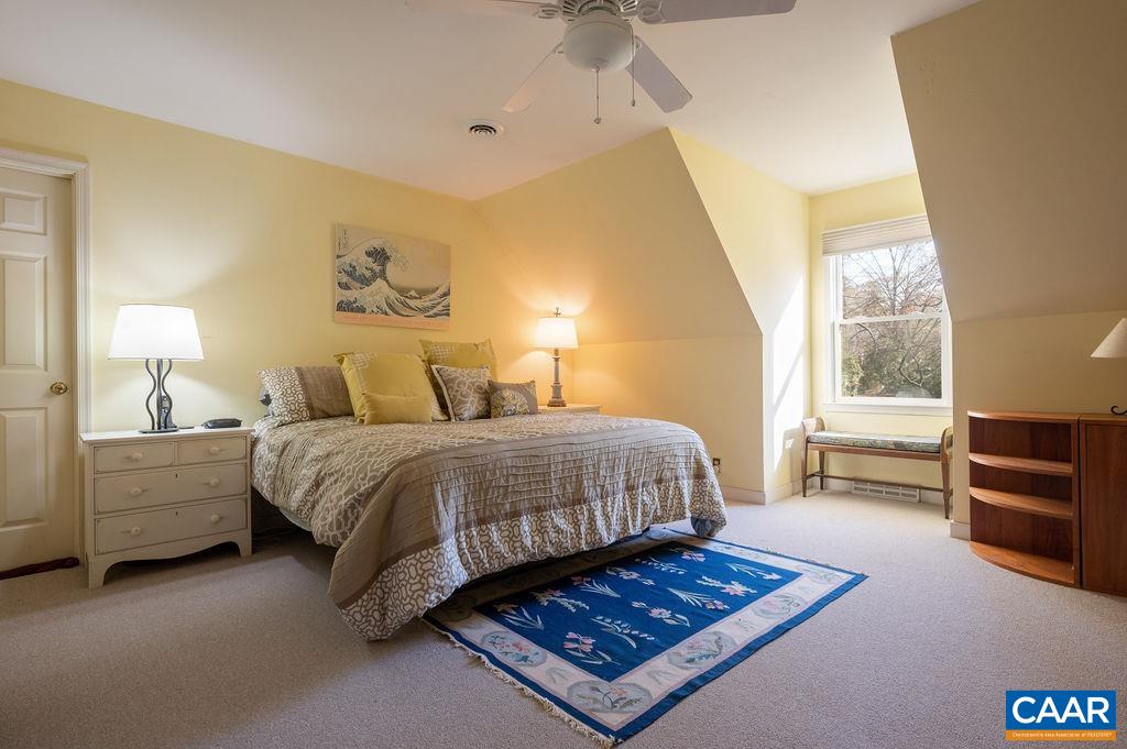 2584 CARDINAL RIDGE RD