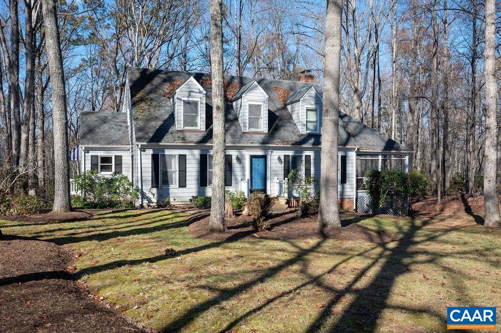 2584 CARDINAL RIDGE RD