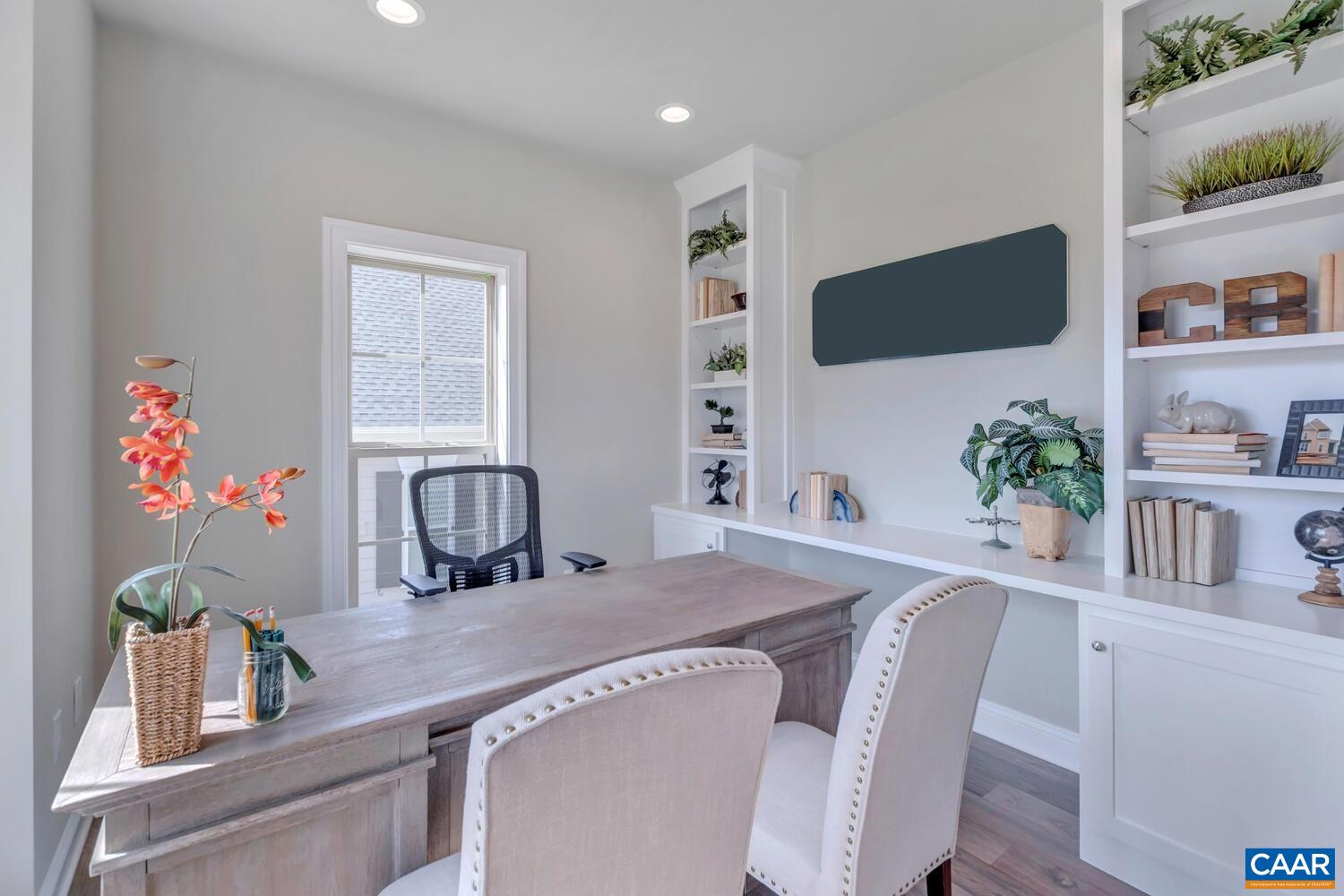 4005 MARIE CURIE CT