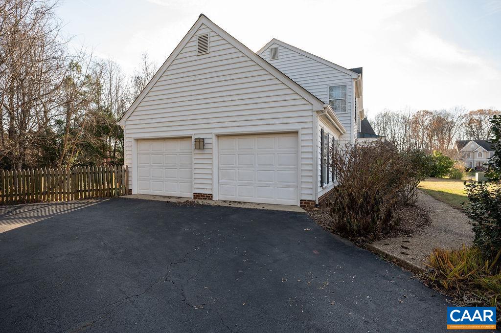 5408 CORY CT