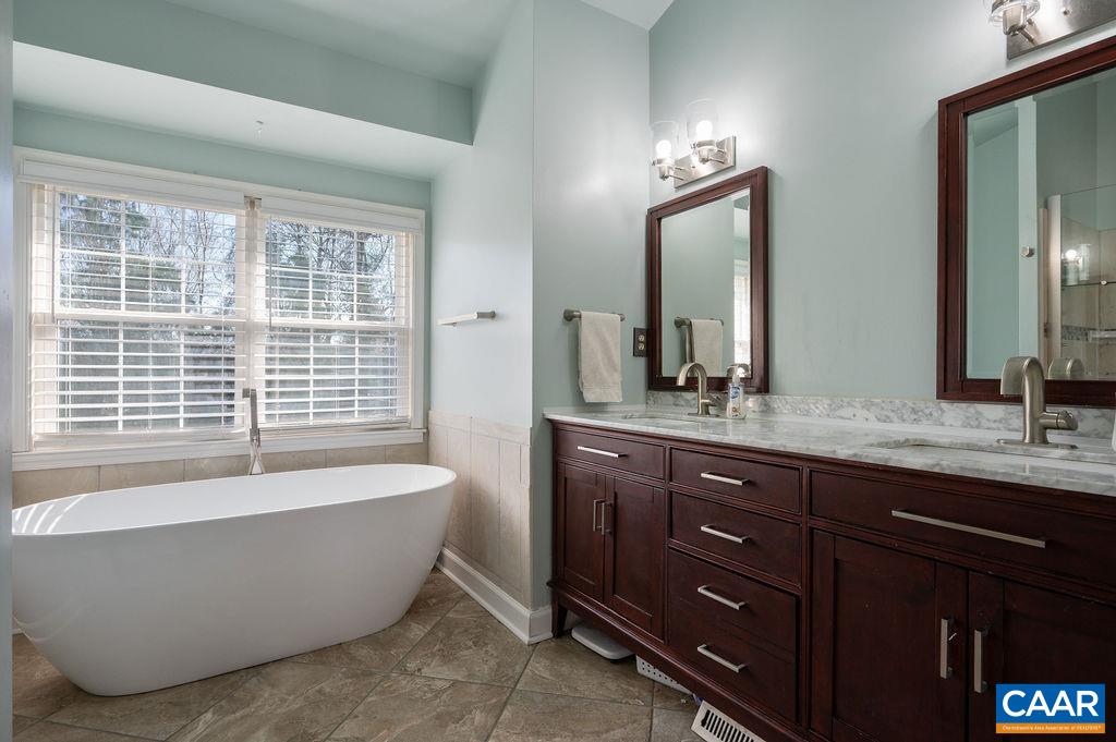 5408 CORY CT