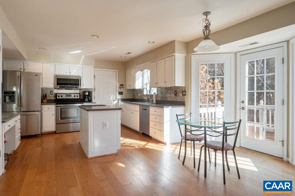 5408 CORY CT