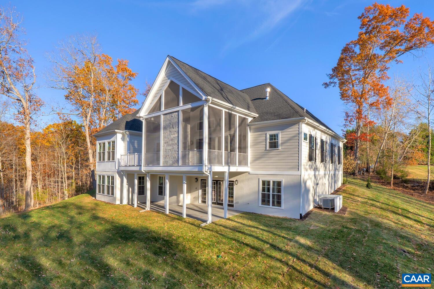 1160 CAMBRIDGE HILL LN