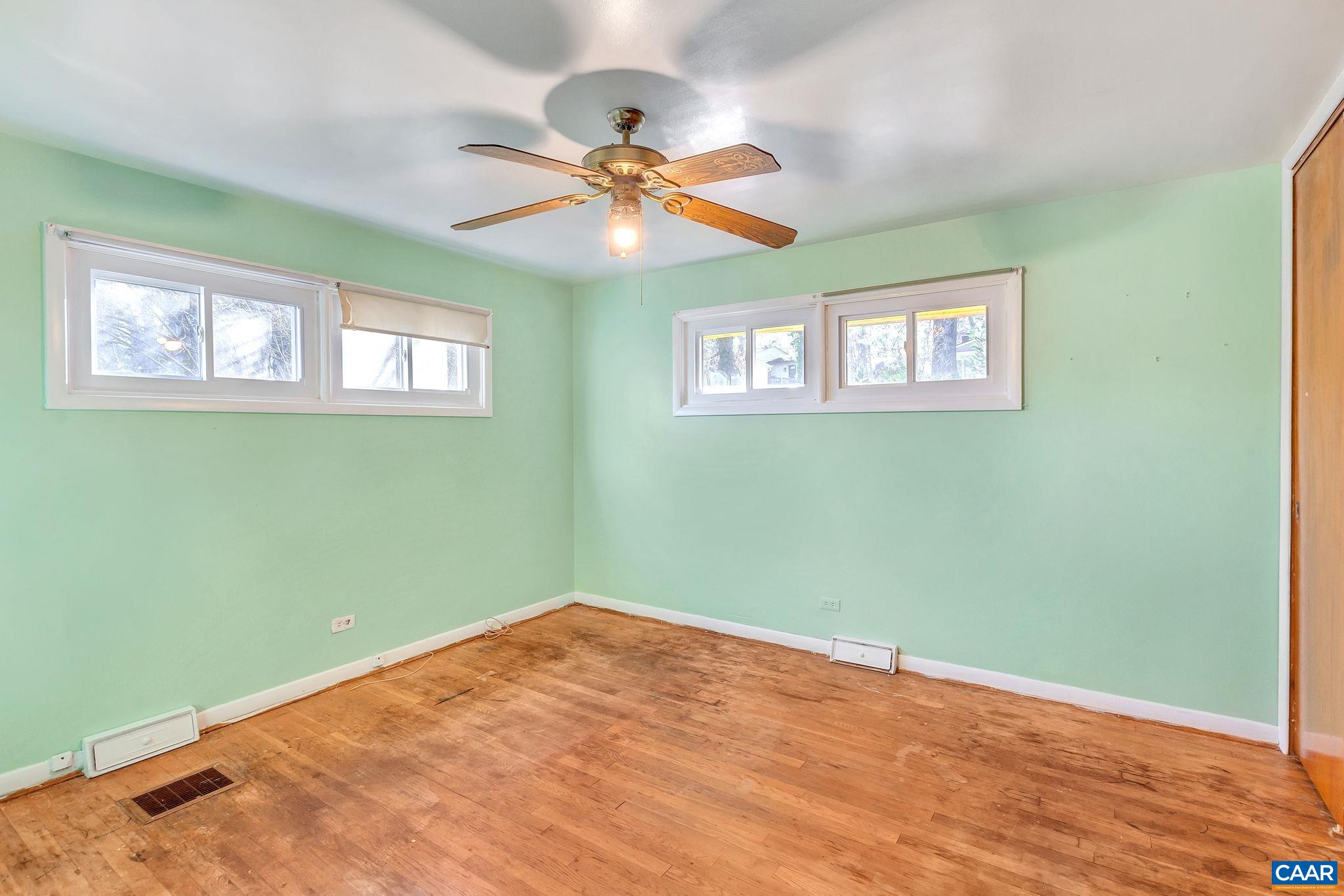 1514 CHERRY AVE