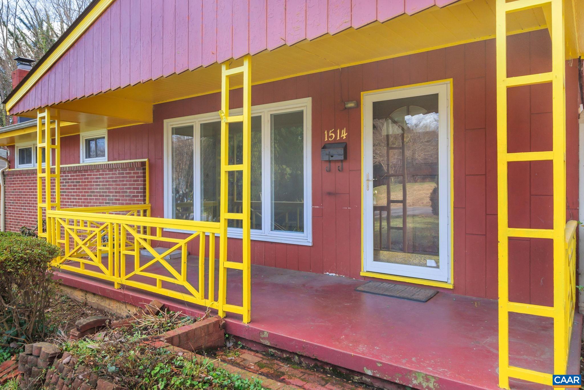 1514 CHERRY AVE