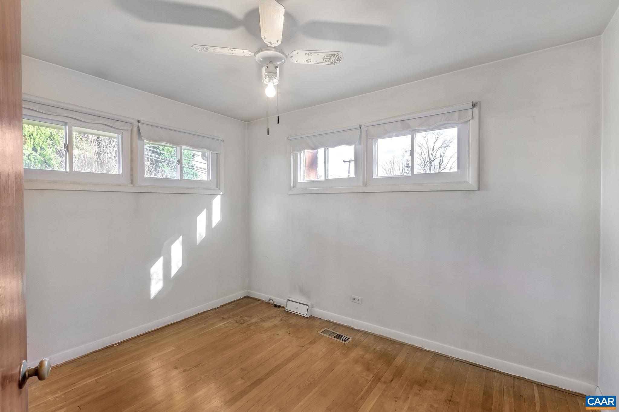 1514 CHERRY AVE