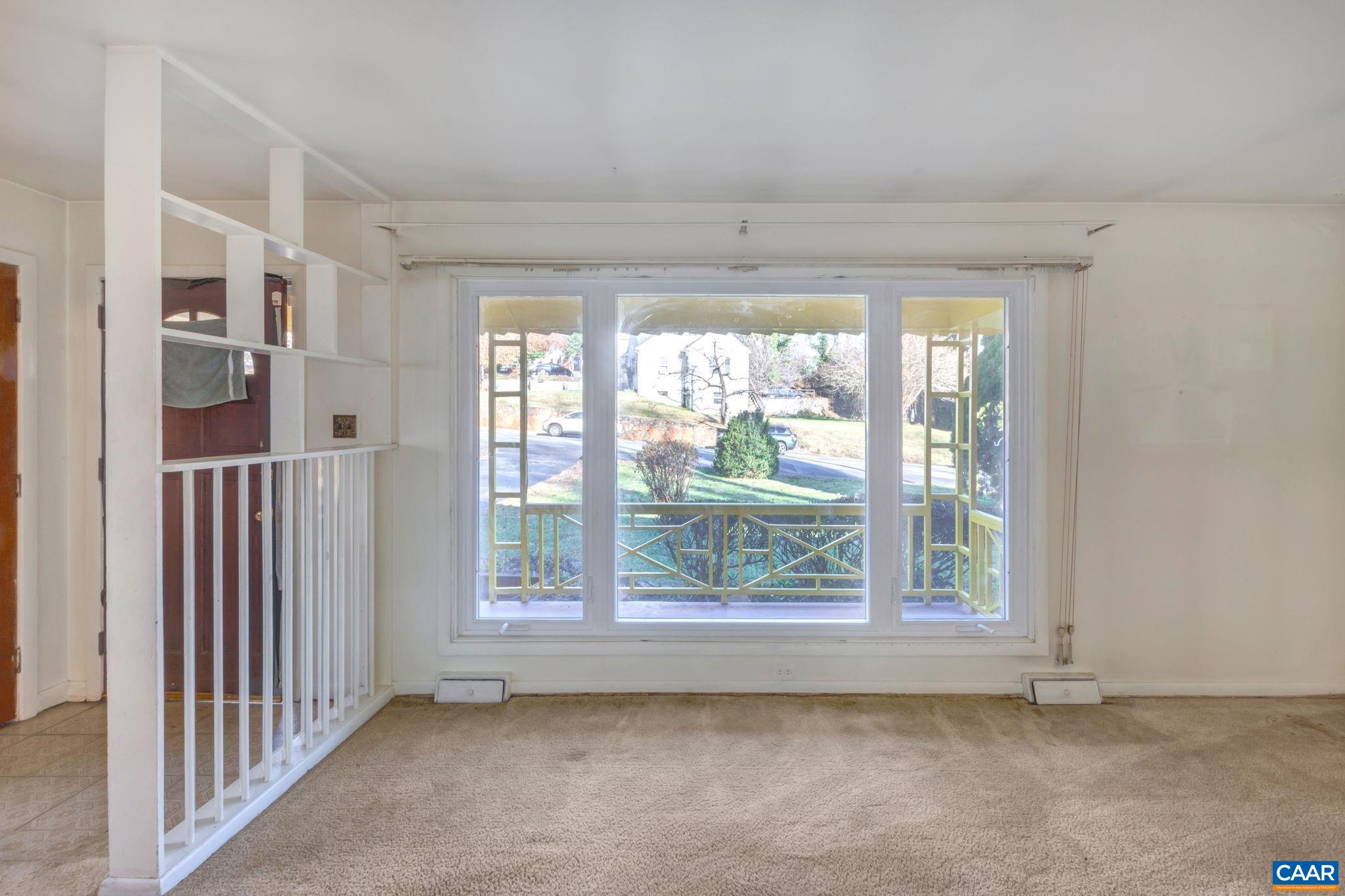 1514 CHERRY AVE