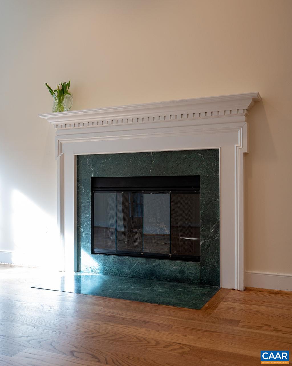 205 E JEFFERSON ST Unit: 3