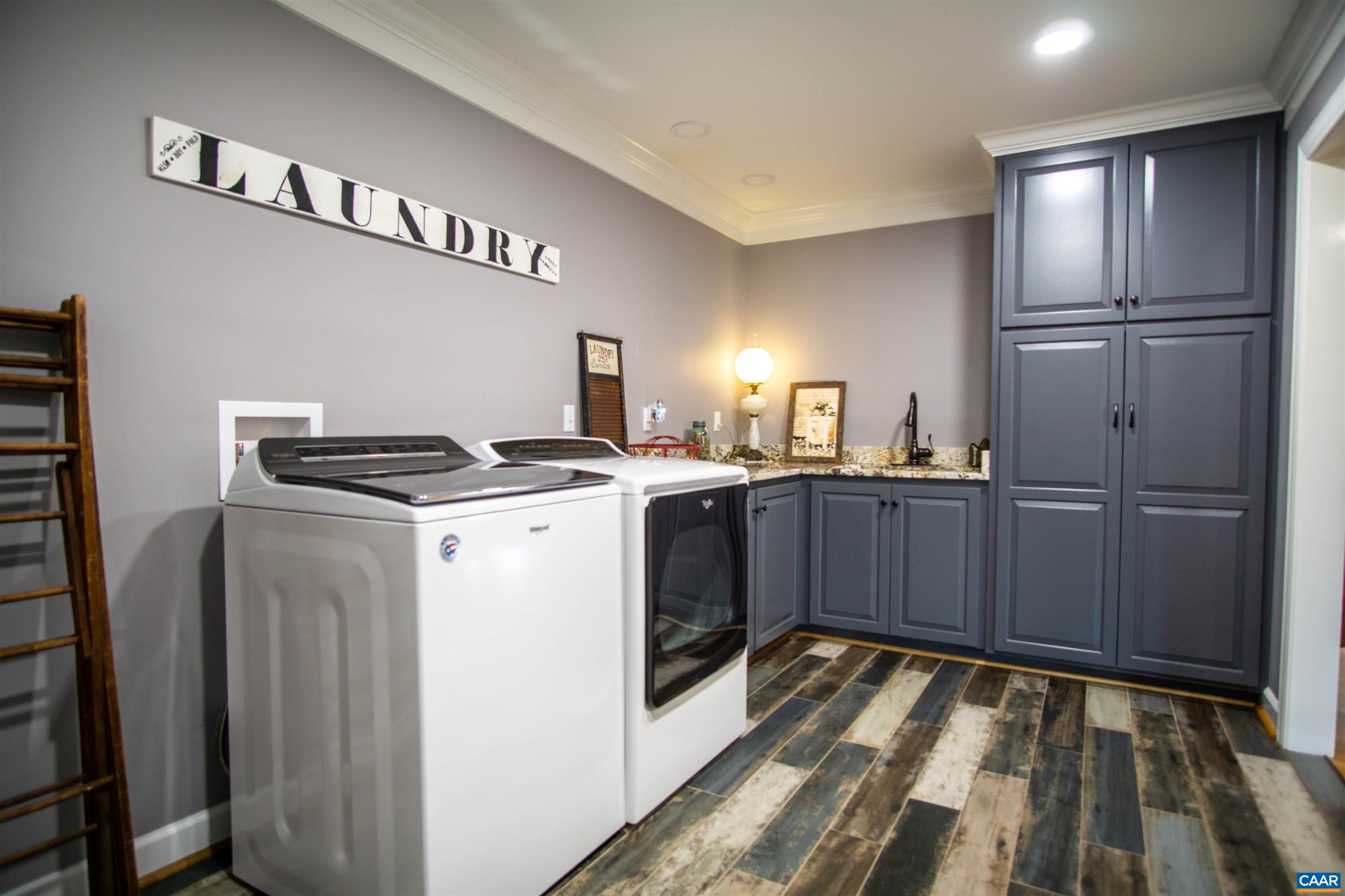 2322 ORANGE RD