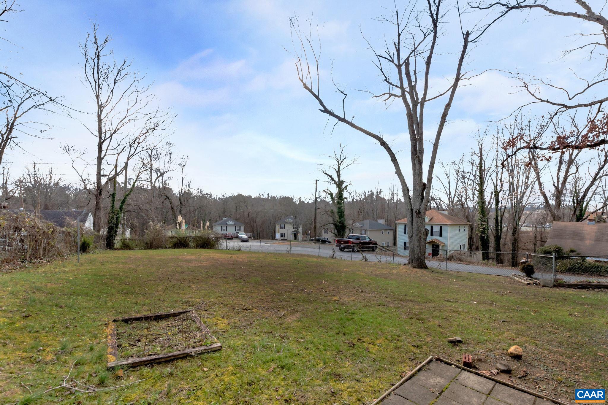 122 WESTERLY AVE