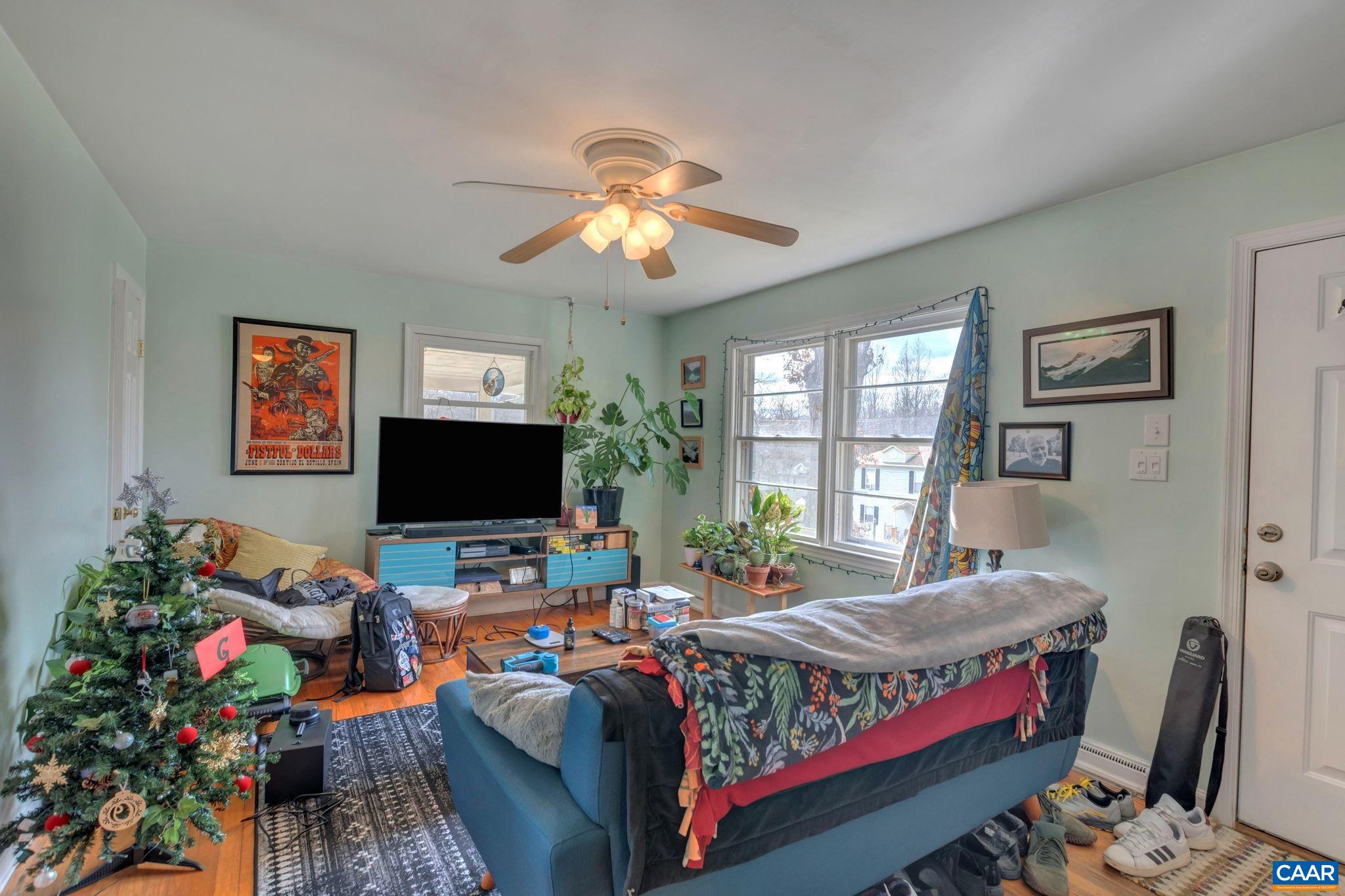 122 WESTERLY AVE