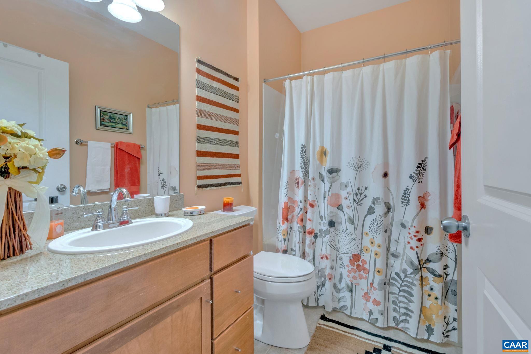 765 WALKER SQ Unit: 2D