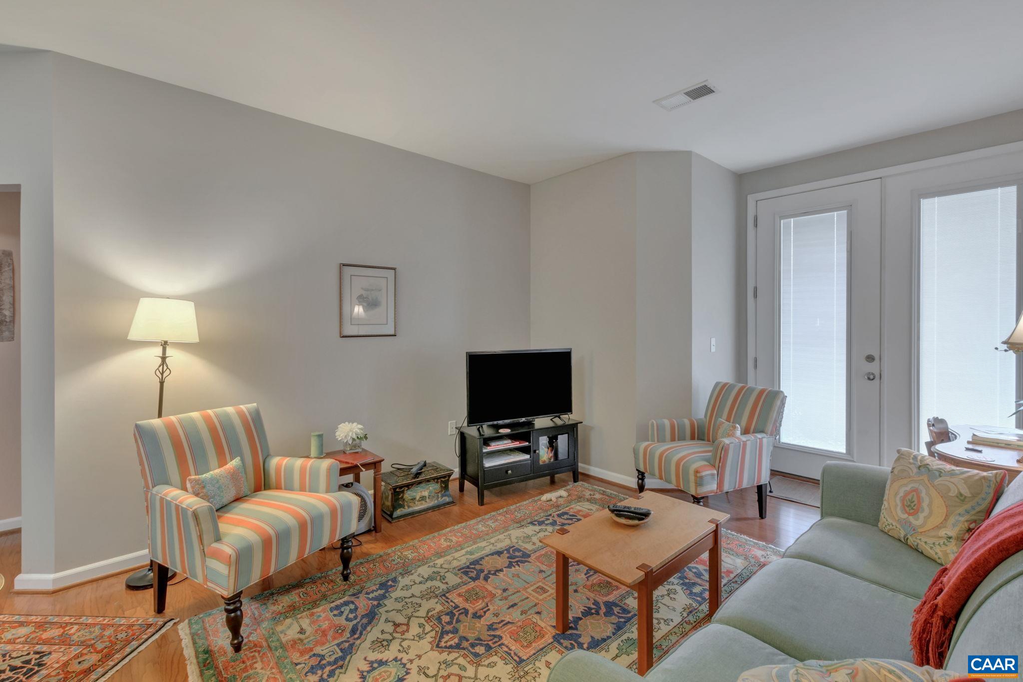 765 WALKER SQ Unit: 2D