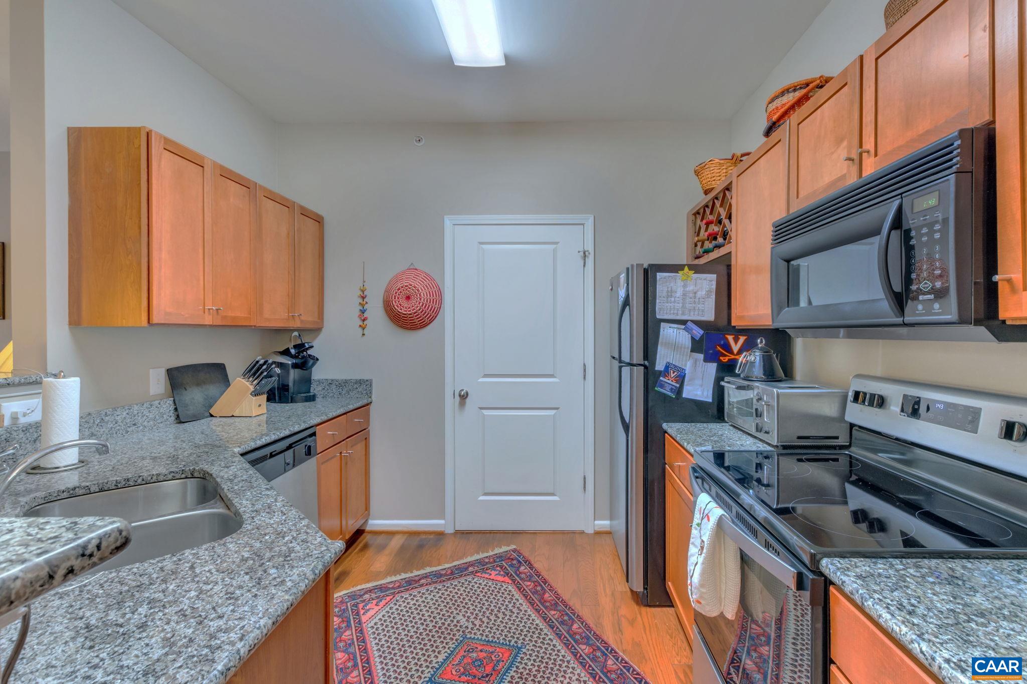 765 WALKER SQ Unit: 2D