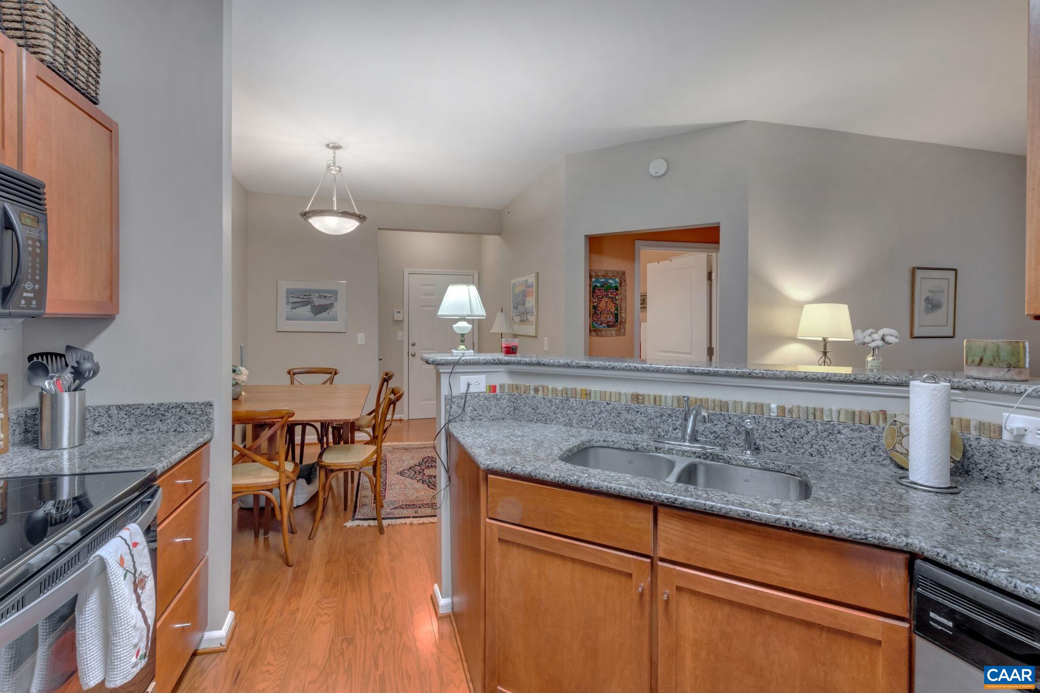 765 WALKER SQ Unit: 2D