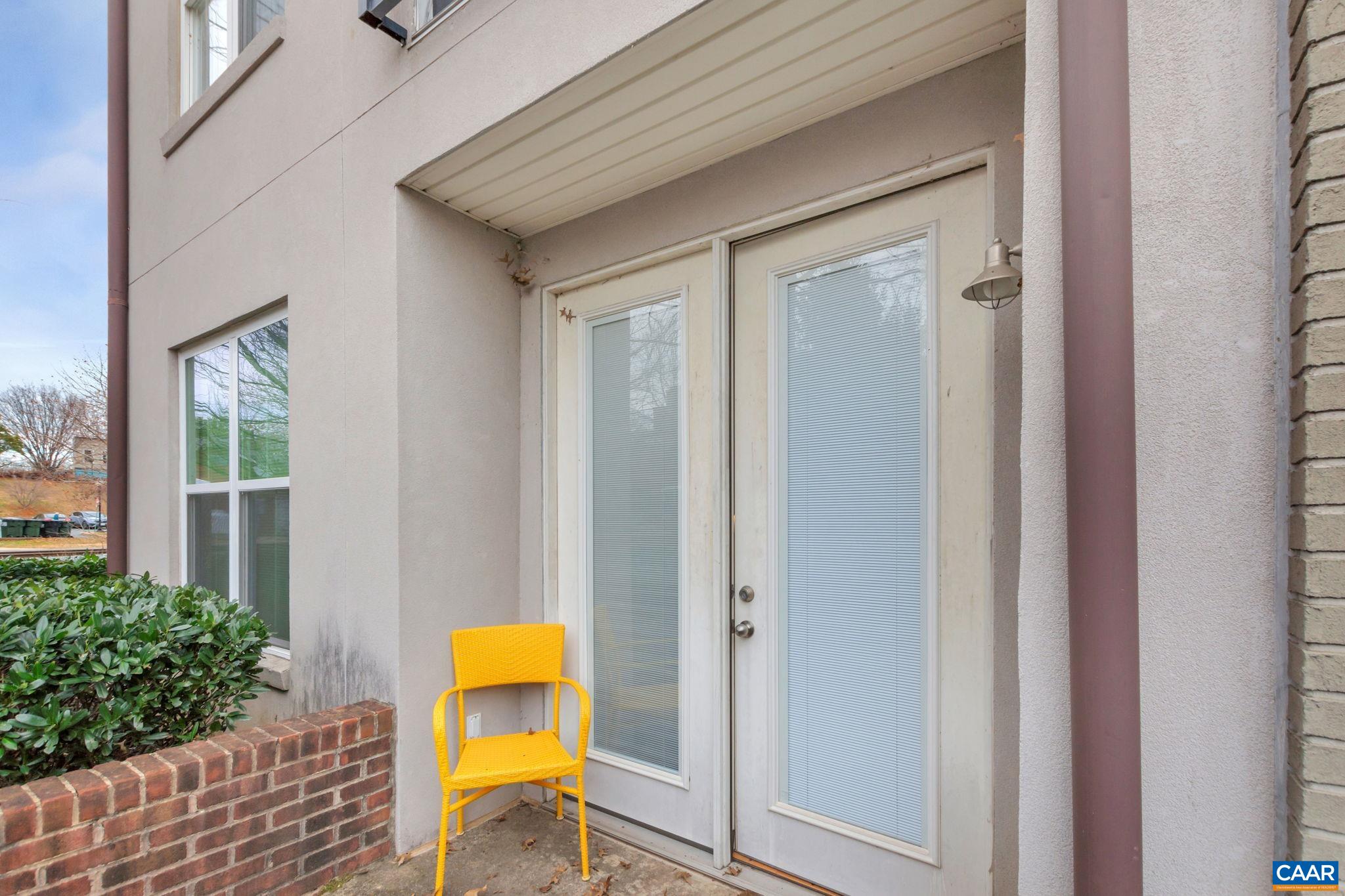 765 WALKER SQ Unit: 2D
