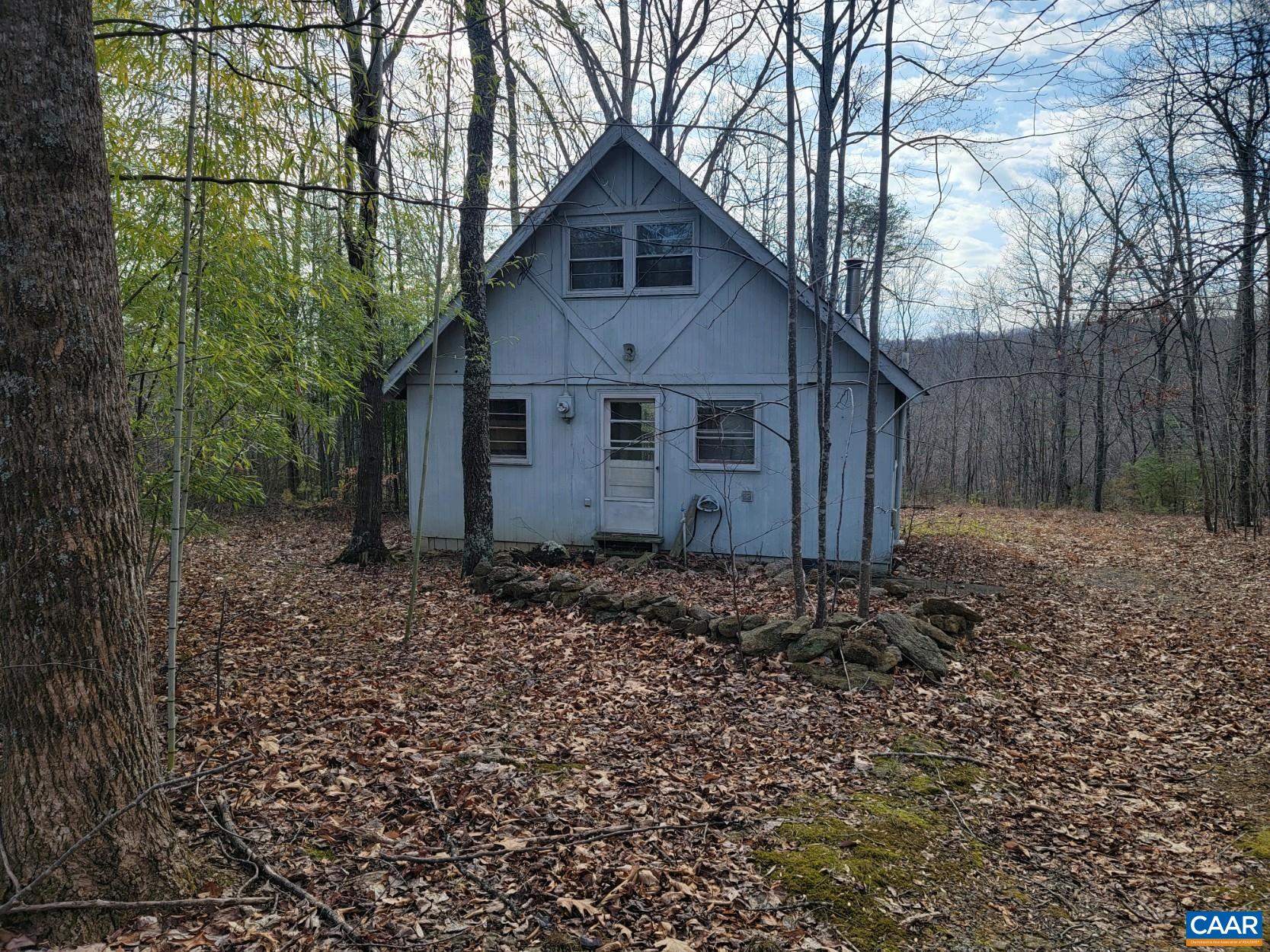 415 PINE HILL DR