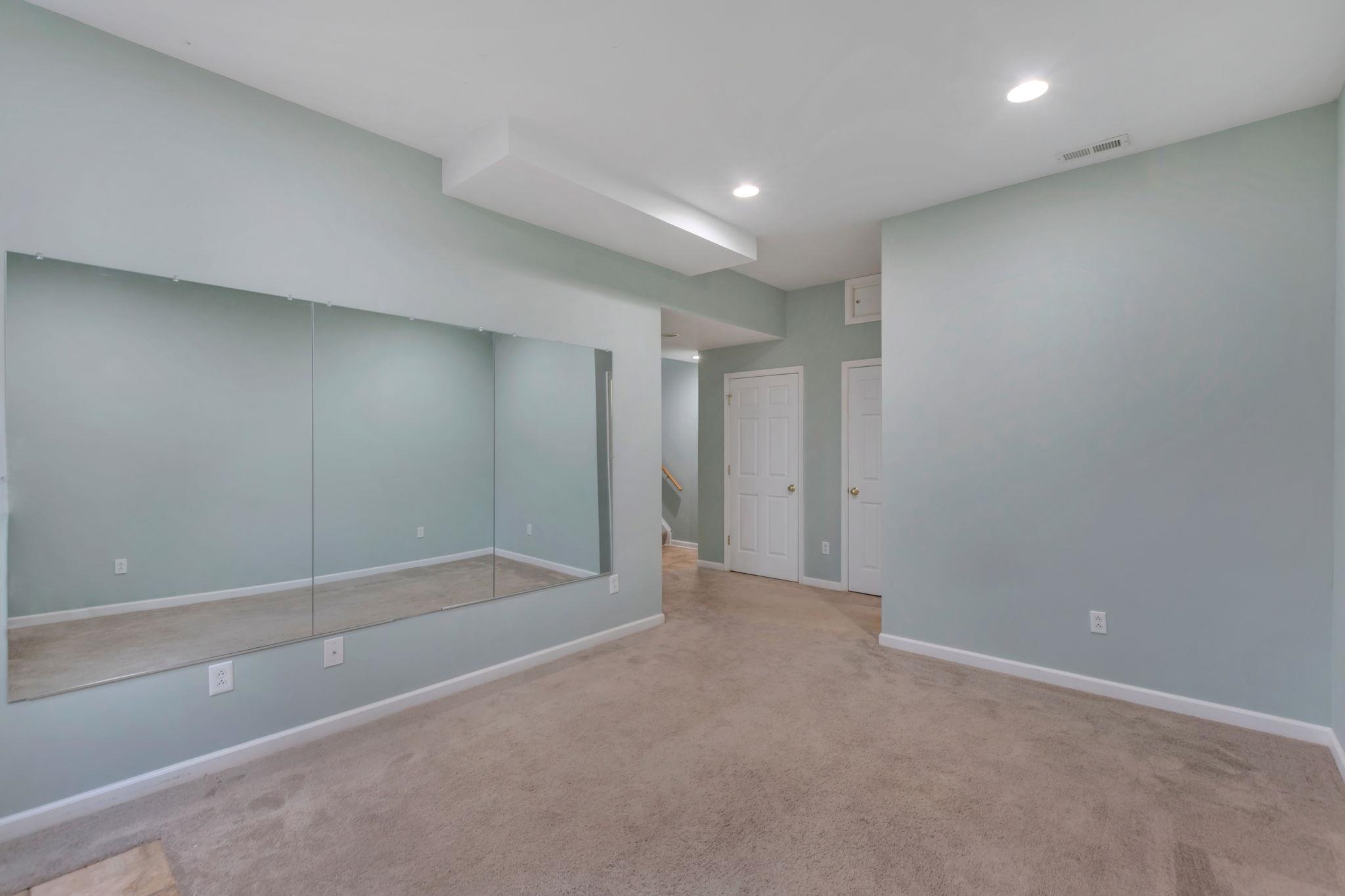 4704 BLUEJAY WAY