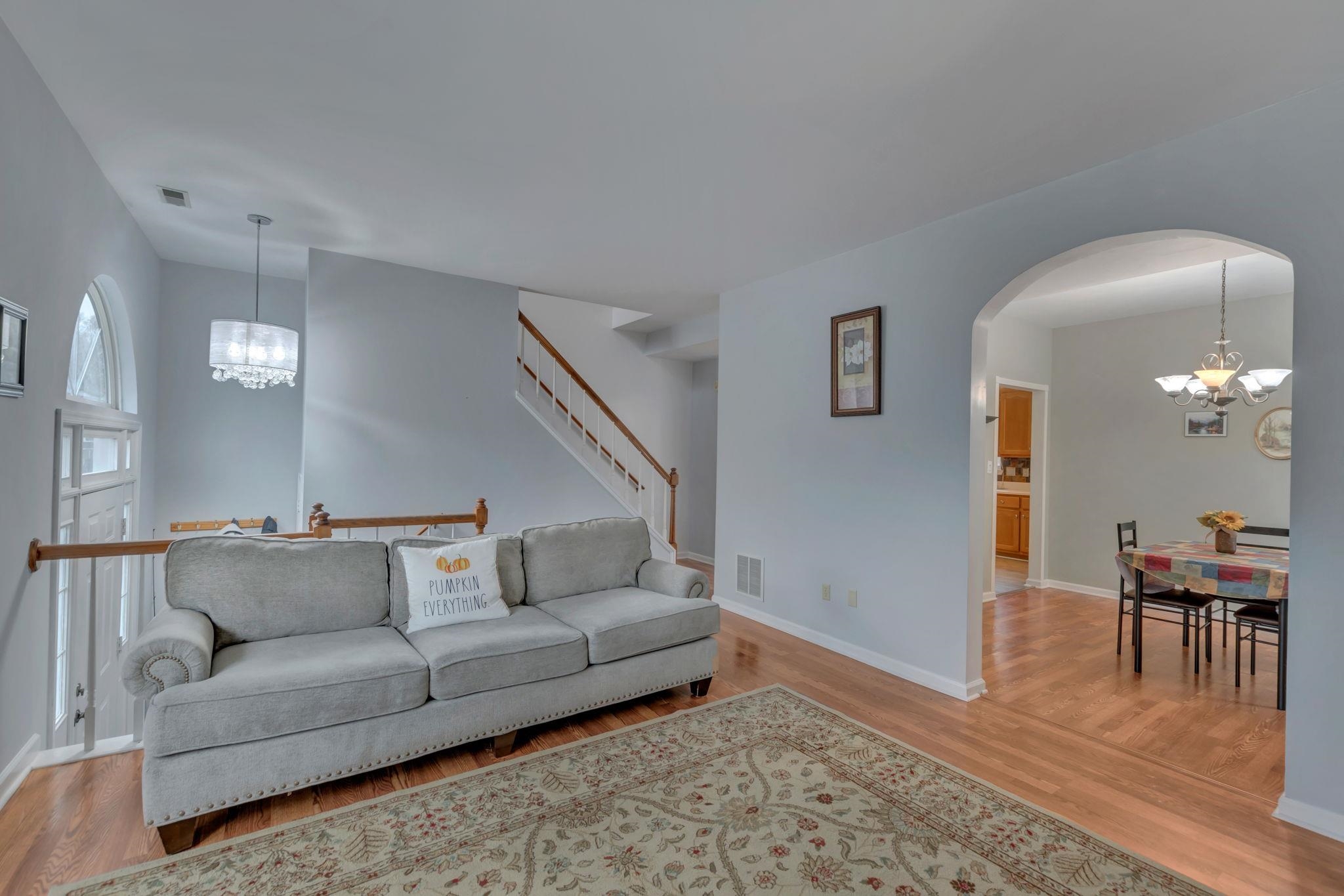 4704 BLUEJAY WAY