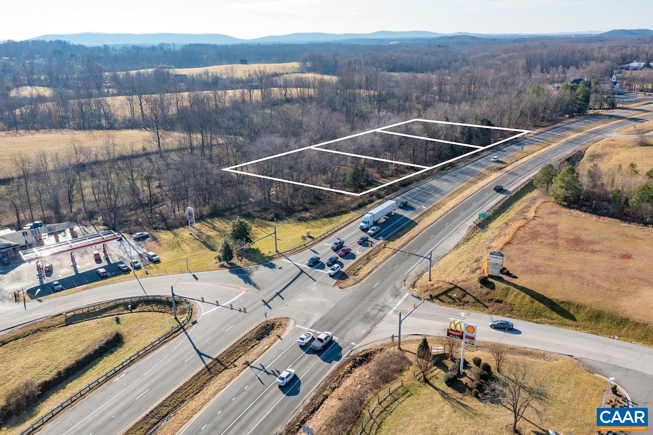 THOMAS NELSON HWY Unit: 16, 17, 18