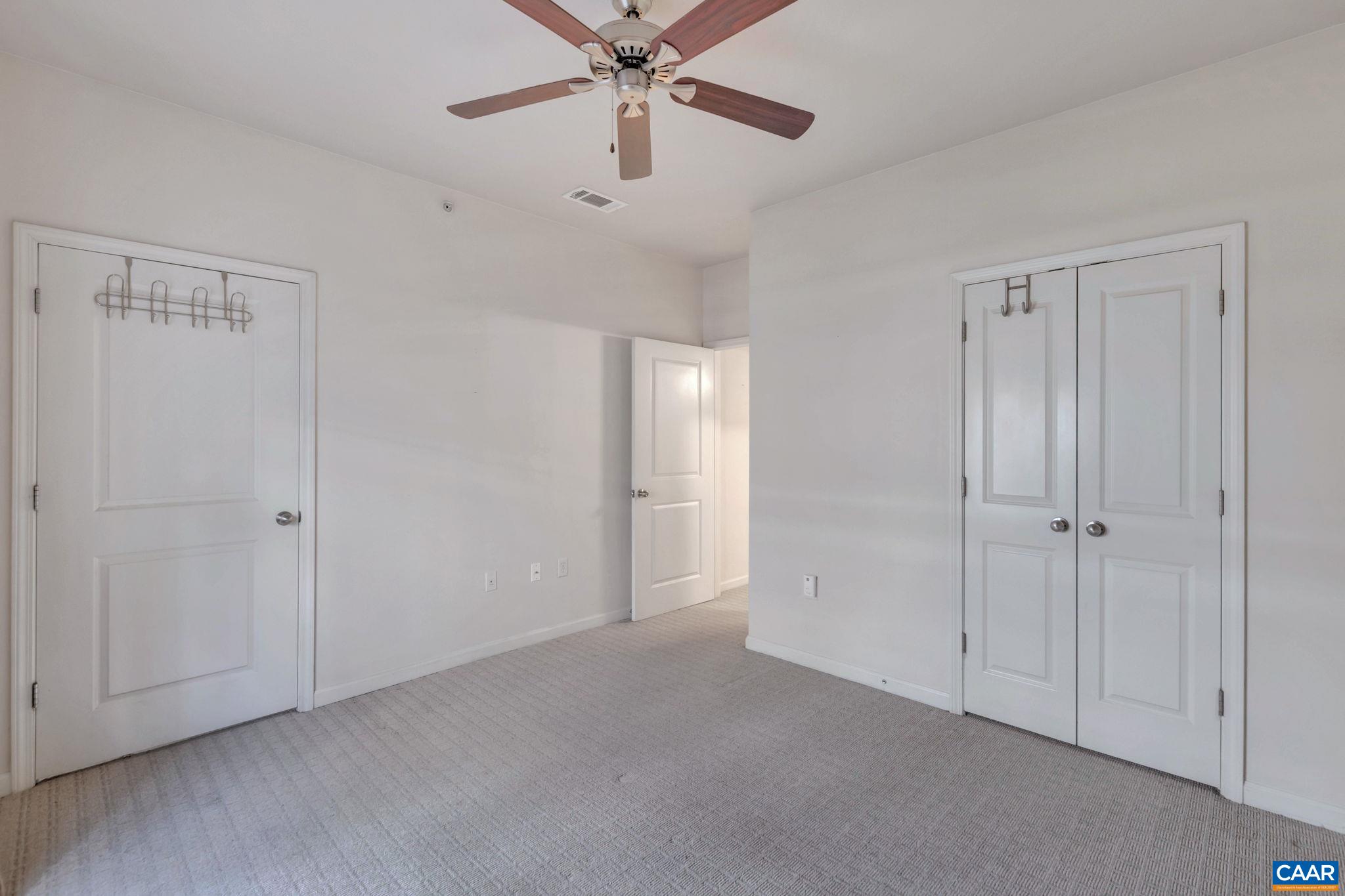 730 WALKER SQ Unit: 2D