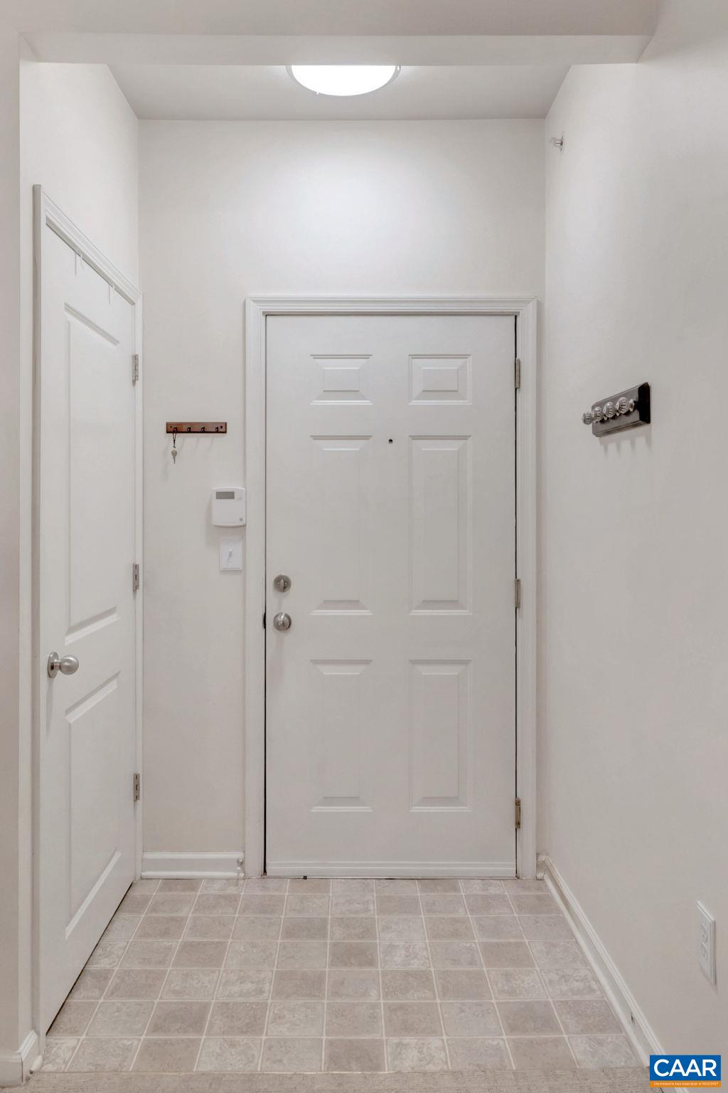 730 WALKER SQ Unit: 2D