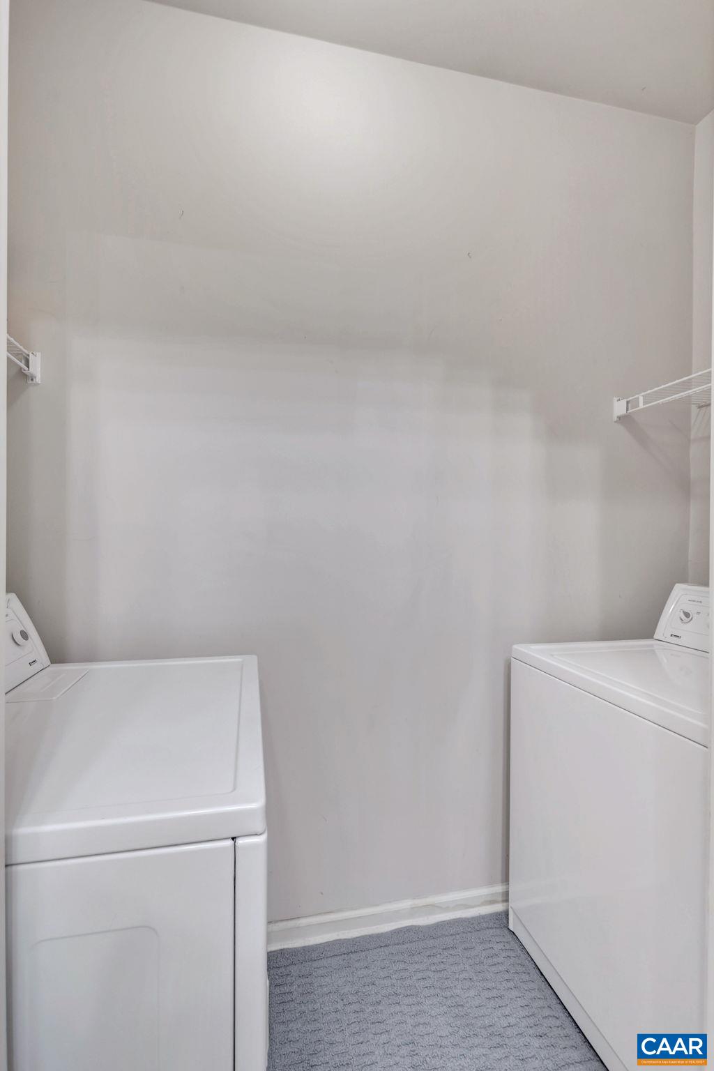 730 WALKER SQ Unit: 2D