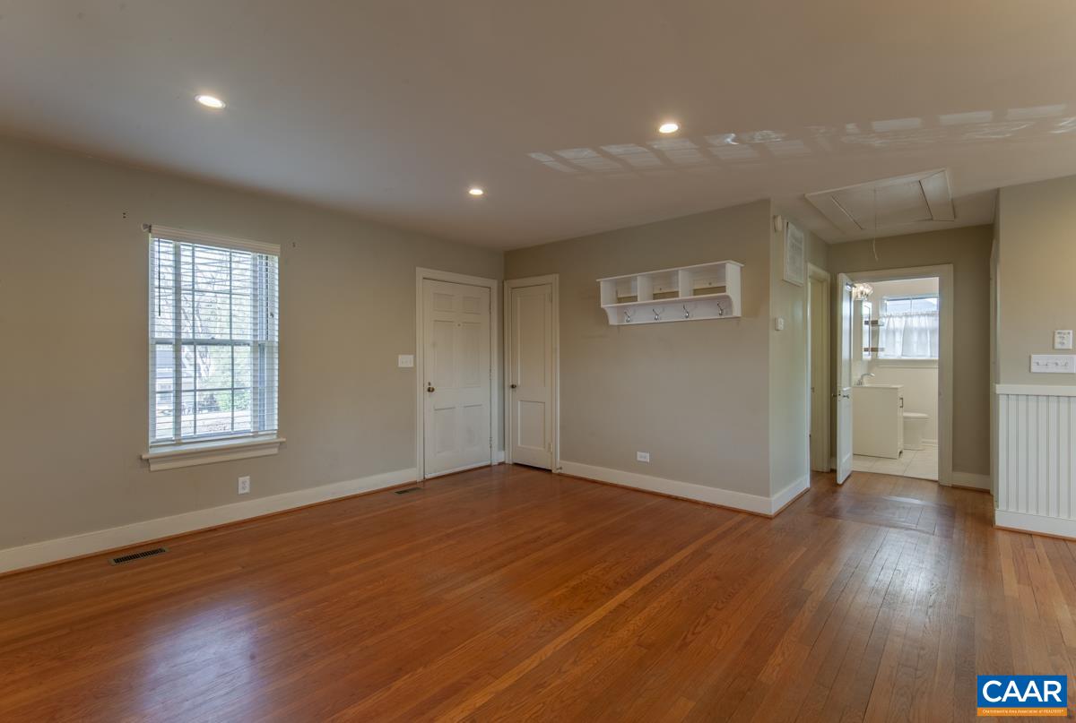 1412 CHERRY AVE
