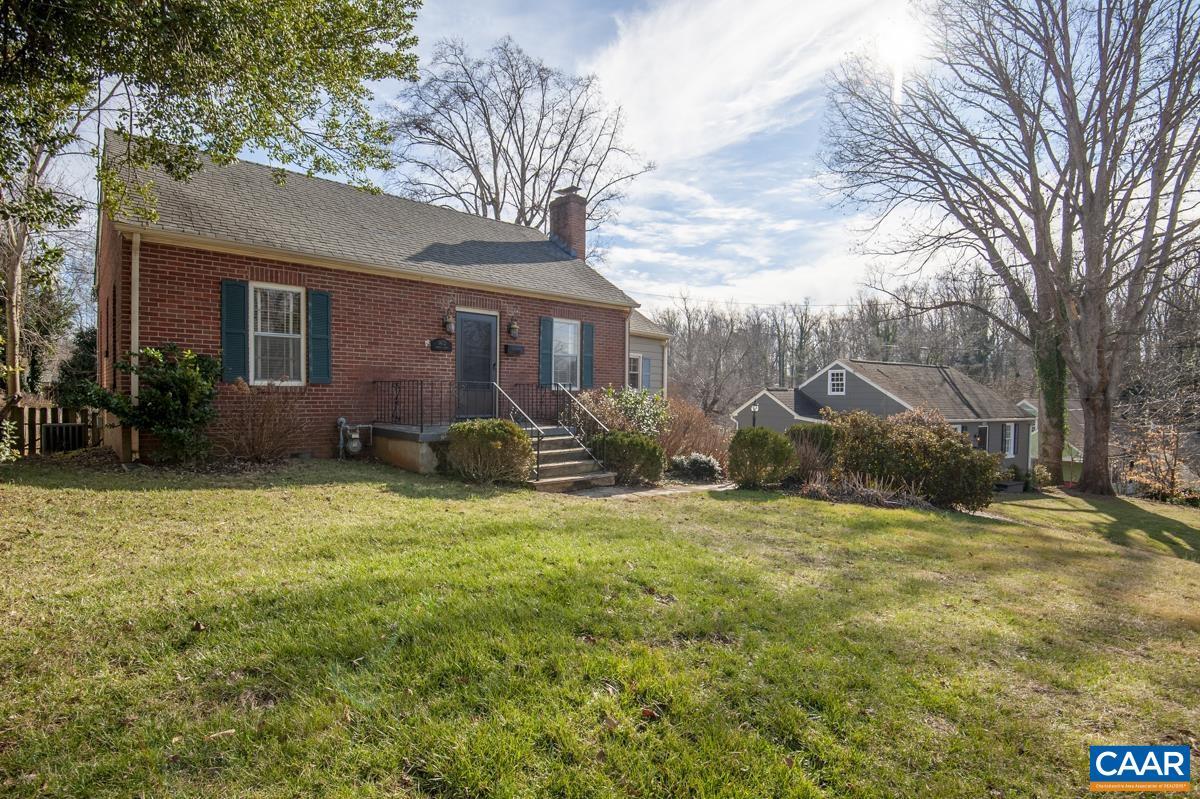 1412 CHERRY AVE