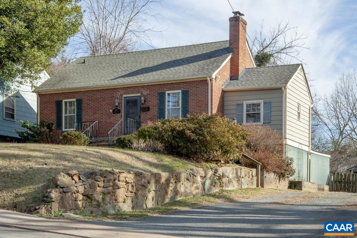1412 CHERRY AVE
