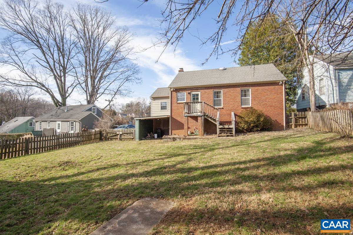 1412 CHERRY AVE