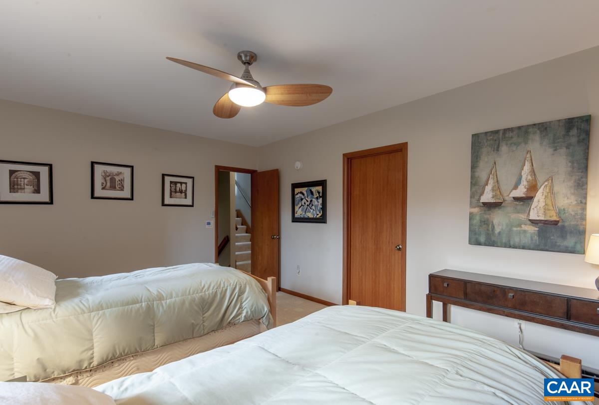 397 RODES VALLEY DR