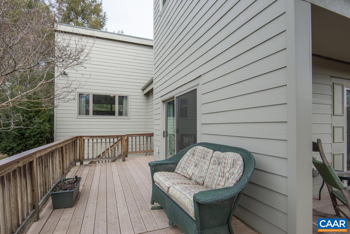 397 RODES VALLEY DR