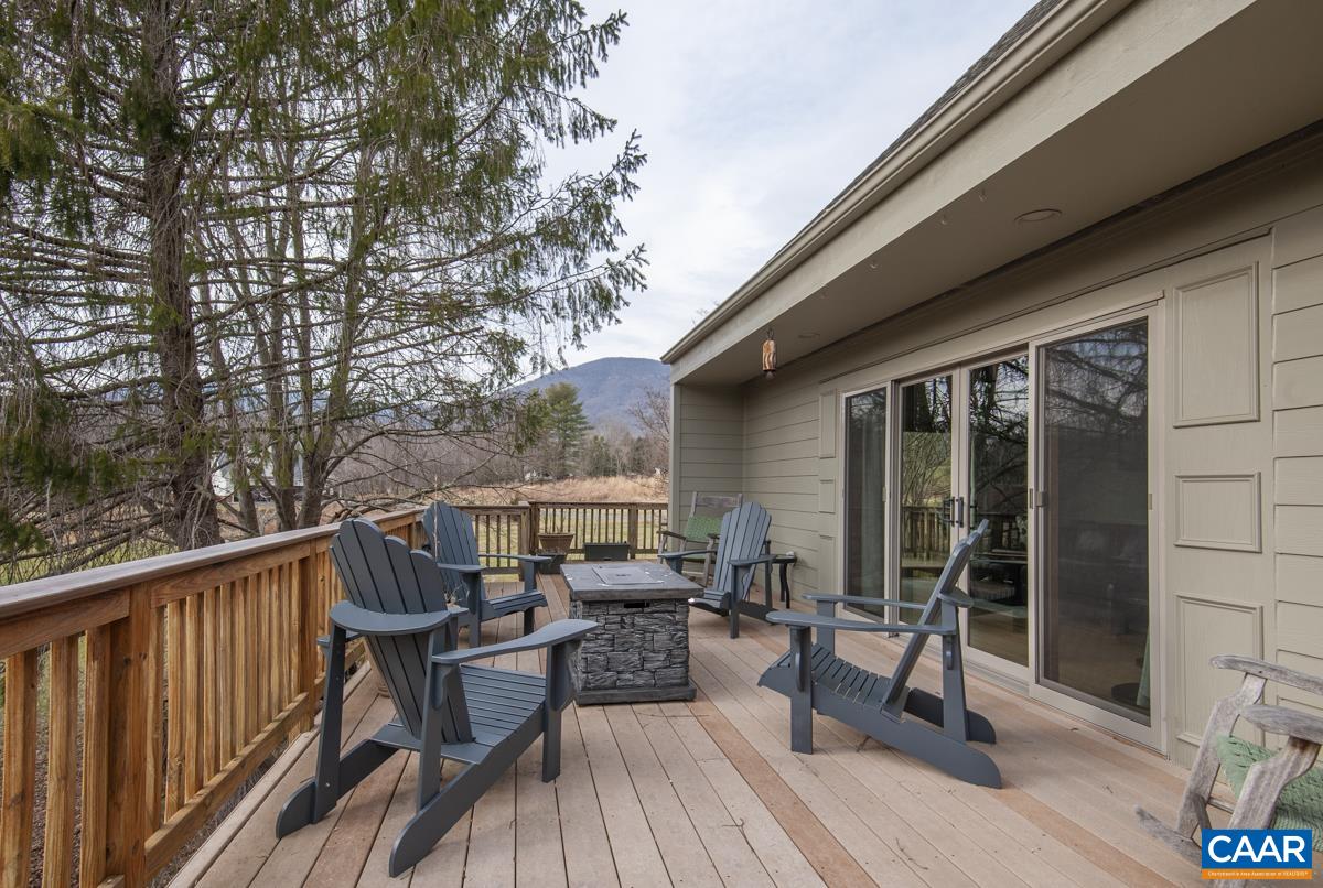 397 RODES VALLEY DR