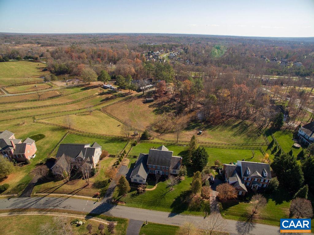 1120 CAMBRIDGE HILL LN