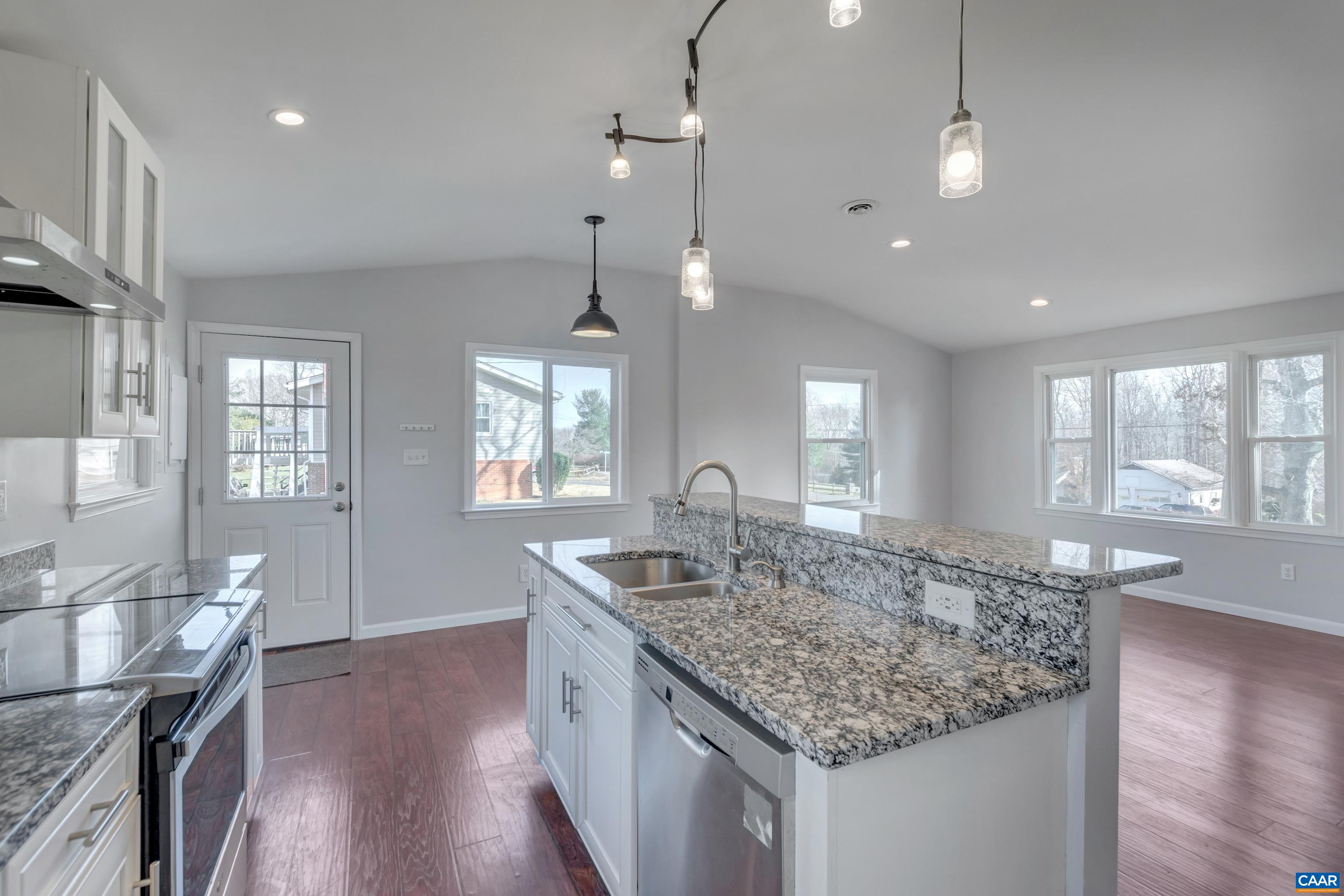 3496 PRITCHETT LN