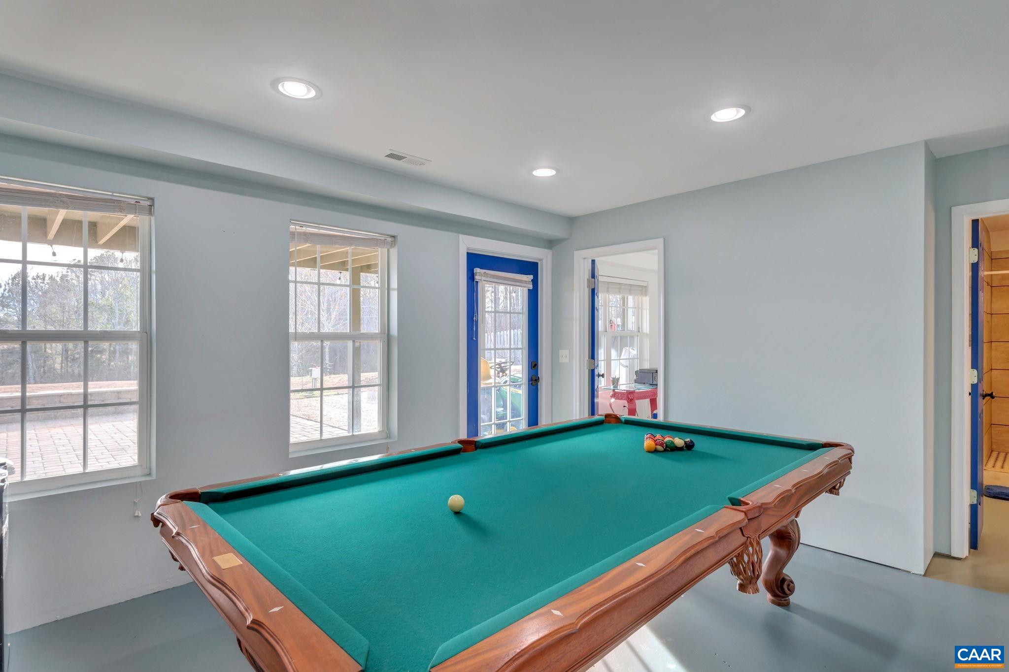 95 IRONHOUND CT