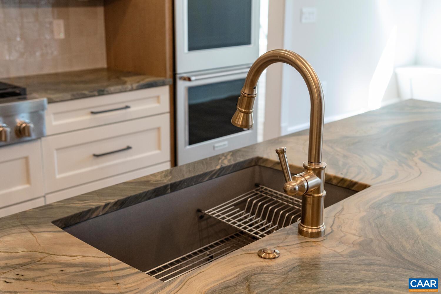 2019 FAIRHILL MOUNTAIN VIEW