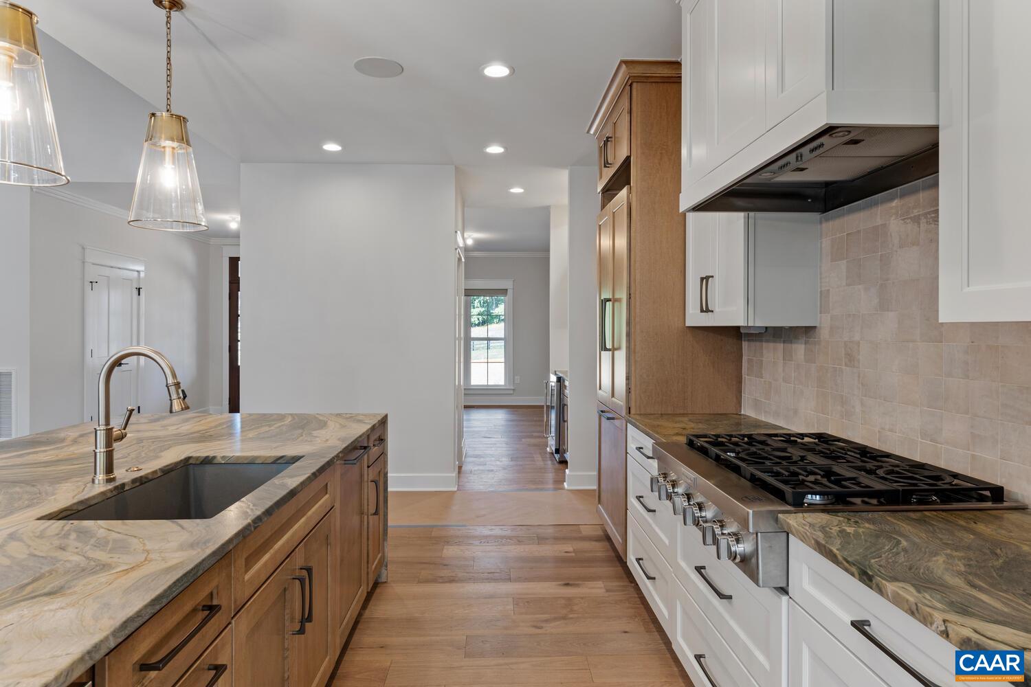 2019 FAIRHILL MOUNTAIN VIEW