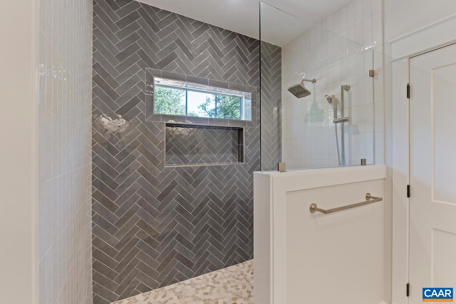 2019 FAIRHILL MOUNTAIN VIEW