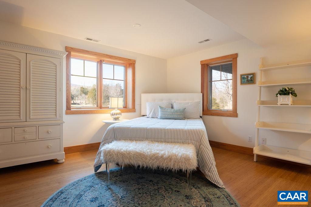 2289 BROWNS GAP TPKE
