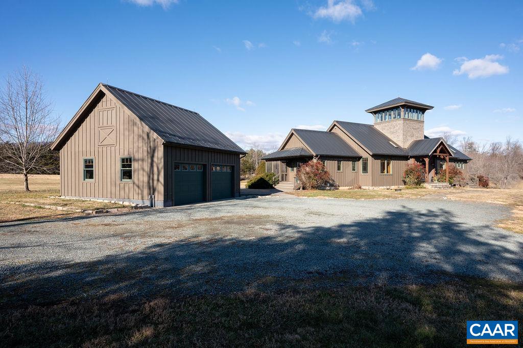 2289 BROWNS GAP TPKE
