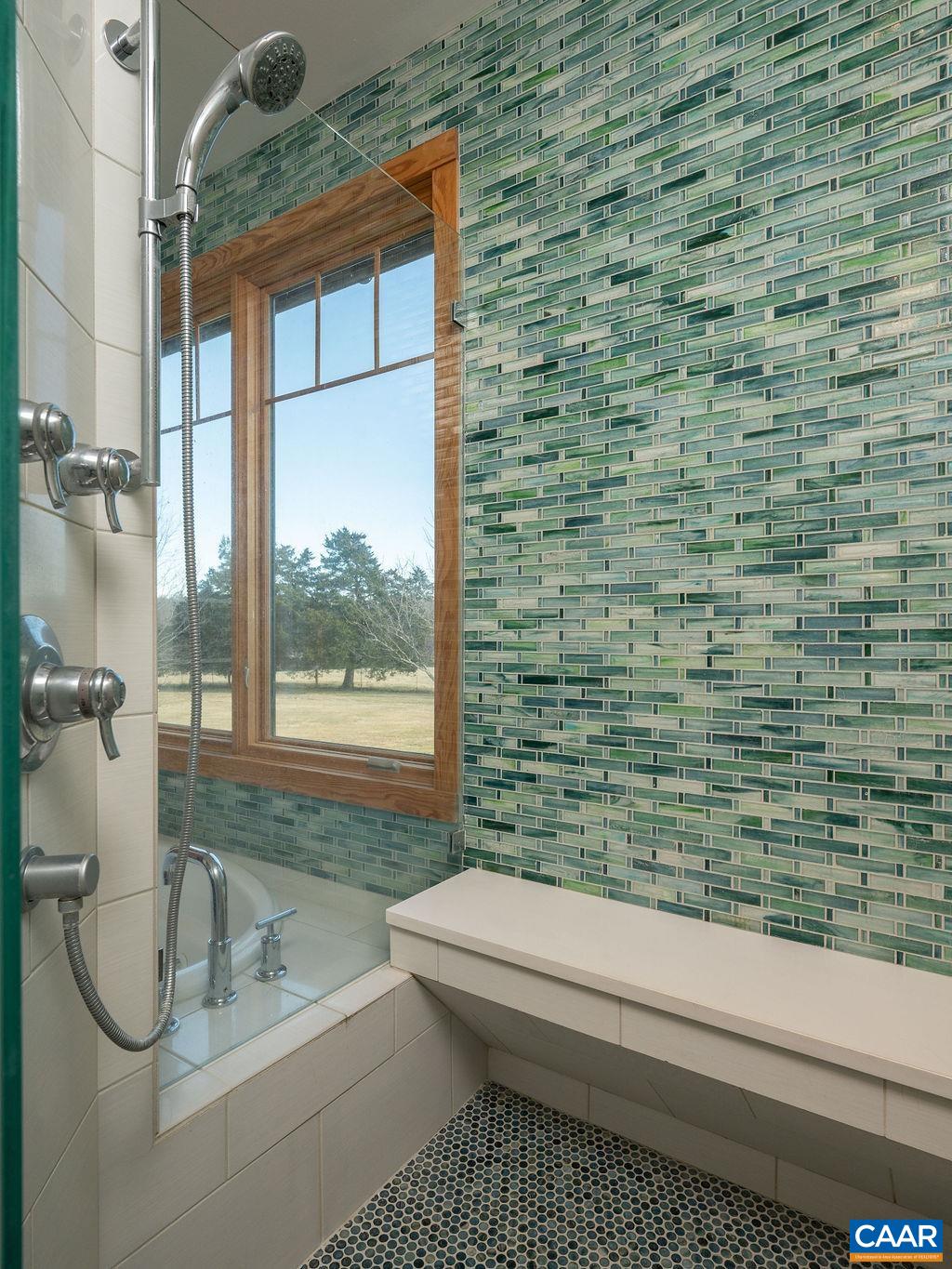 2289 BROWNS GAP TPKE