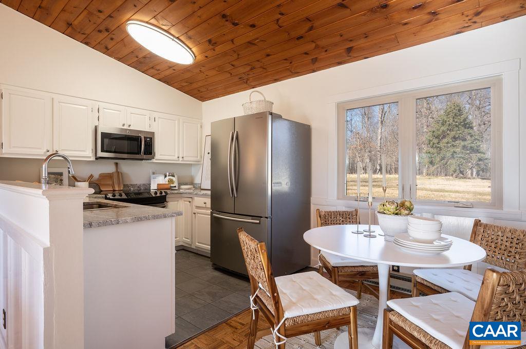 2289 BROWNS GAP TPKE
