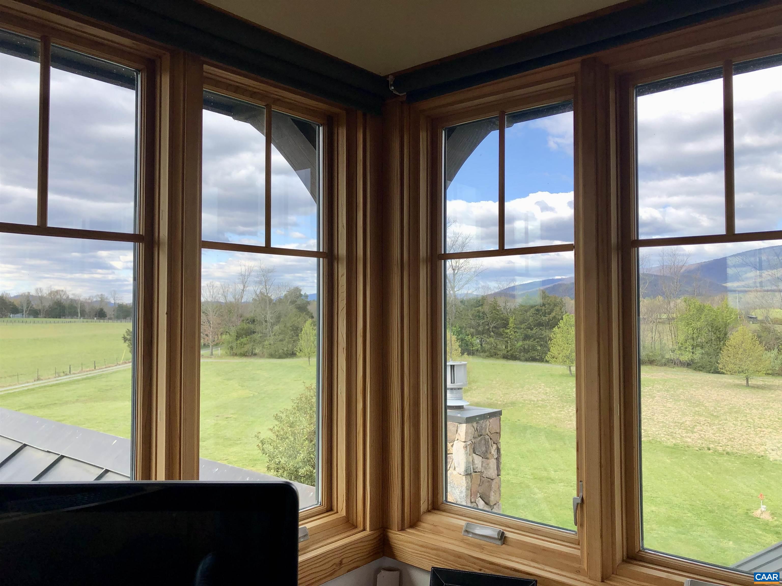 2289 BROWNS GAP TPKE